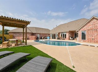 68 Stonegate Dr, Choctaw, OK 73020