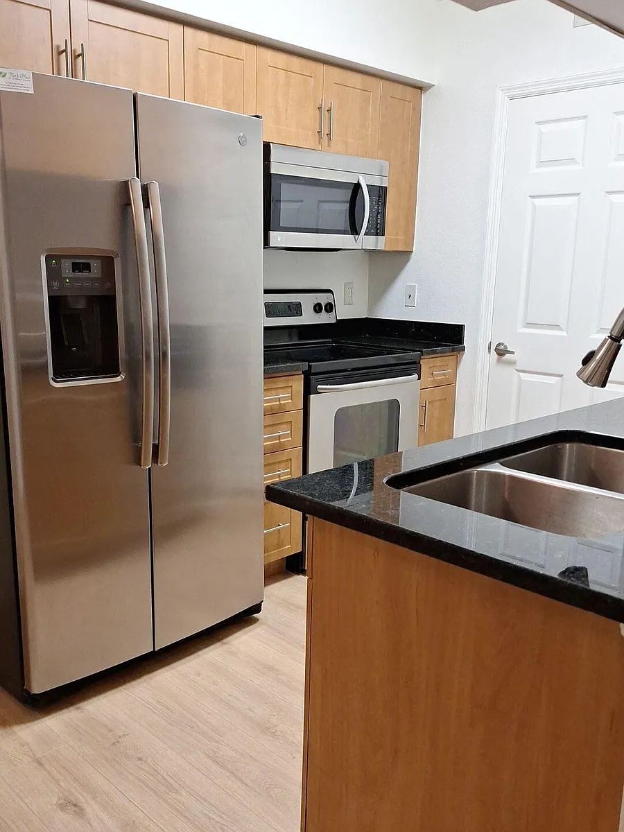 Building Photo - 6559 Emerald Dunes Dr #207