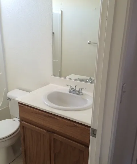 2328 S Fallbrook Dr — Photo 88