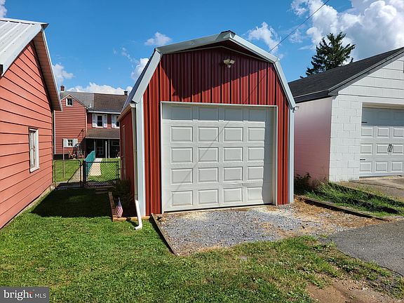 4th image of 134 Beckley St