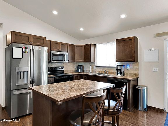 4th image of 5802 W Joss Ln