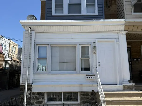 4715 Oakmont St, Philadelphia, PA 19136
