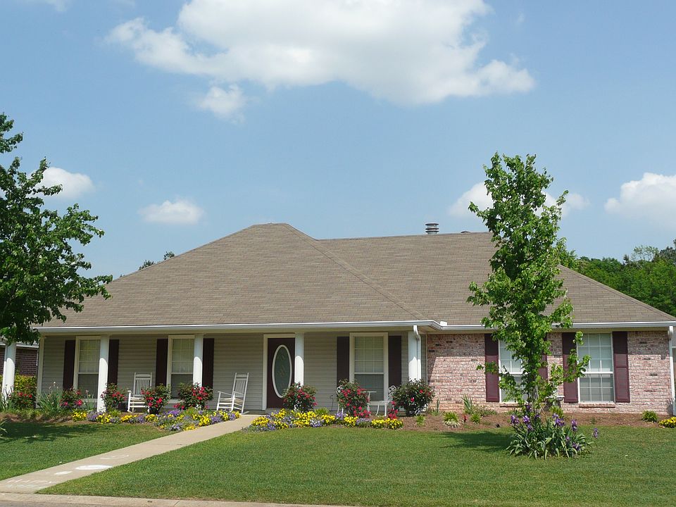 208 Winchester Drive