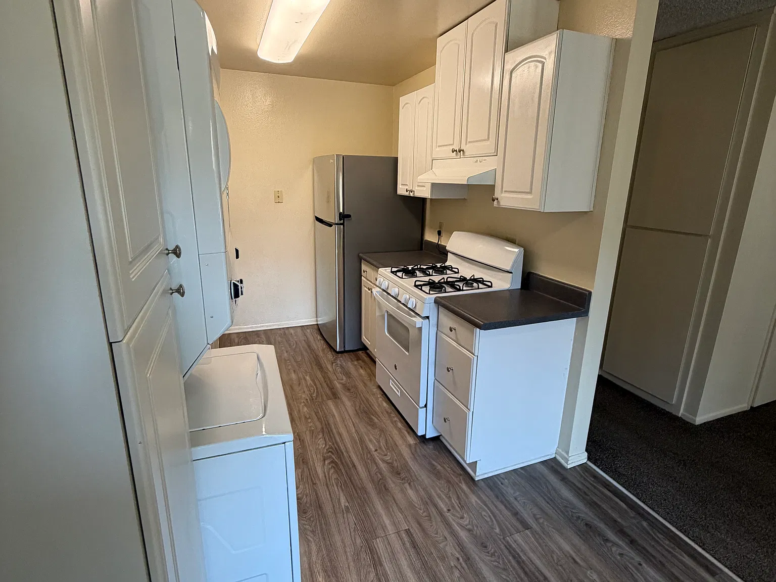 1 bed, 700 sqft, $1,975 — Photo 4