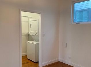 1549 N Wells St APT 3R, Chicago, IL 60610