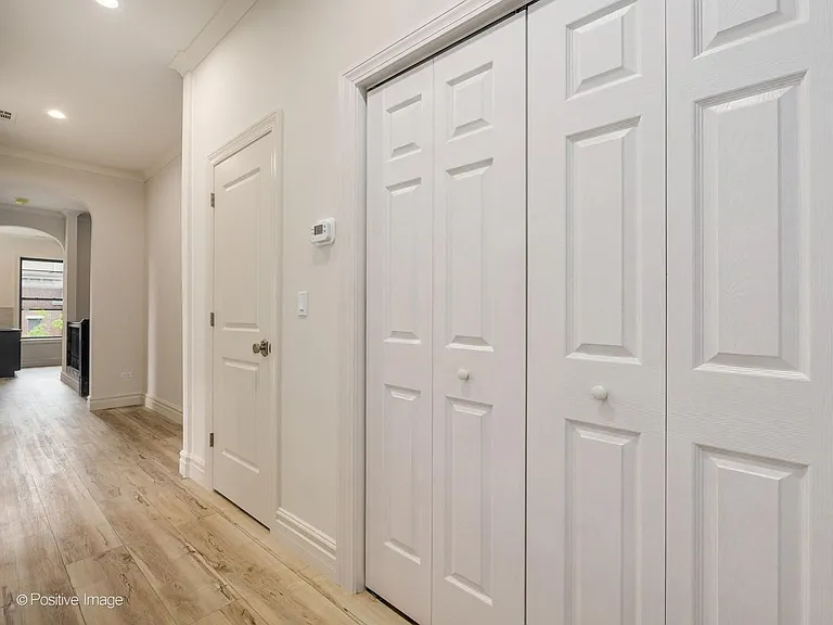 1710 W Belmont Ave #301 — Photo 11