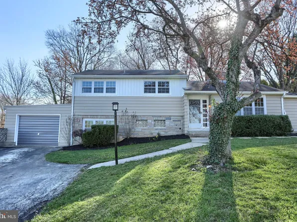 1019 Midland Ave, York, PA 17403