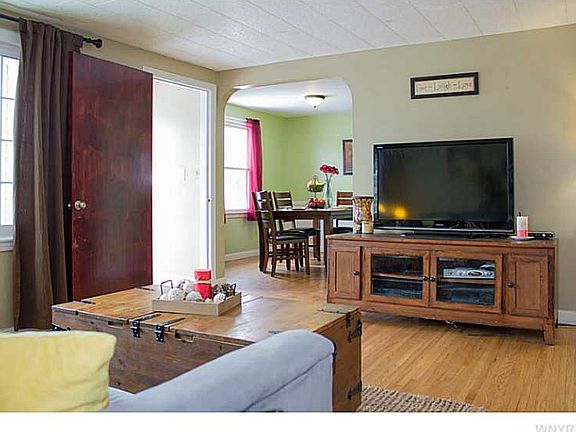 5th image of 90 Briarhurst Dr