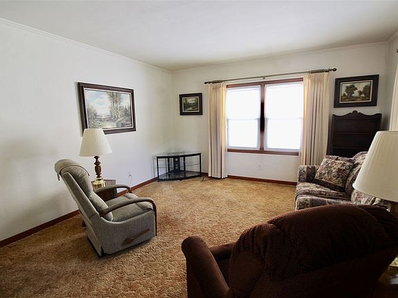 5th image of 4915 N Longview Pl