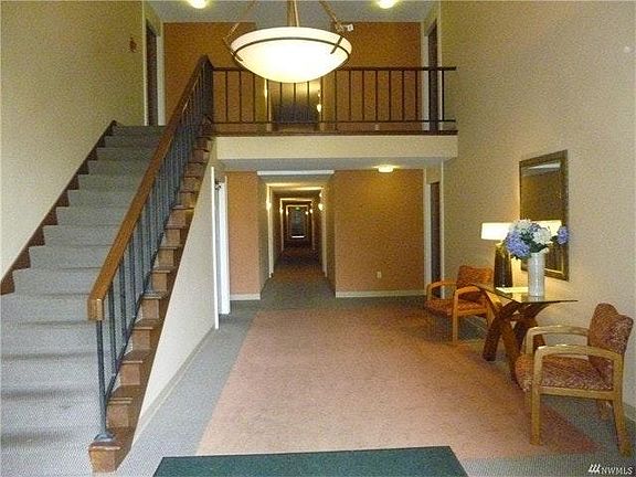 2nd image of 11108 NE 68th St APT 415