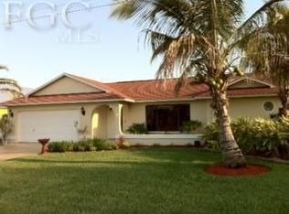 702 SW 51st Ter, Cape Coral, FL 33914