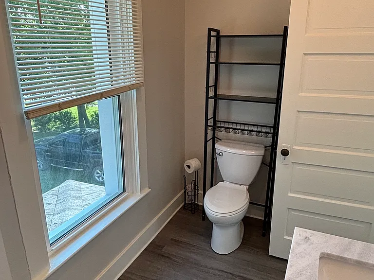 706 E Bellefontaine St — Photo 12