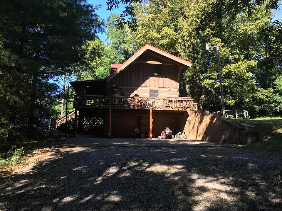 1st image of 2552 Lakeside Dr