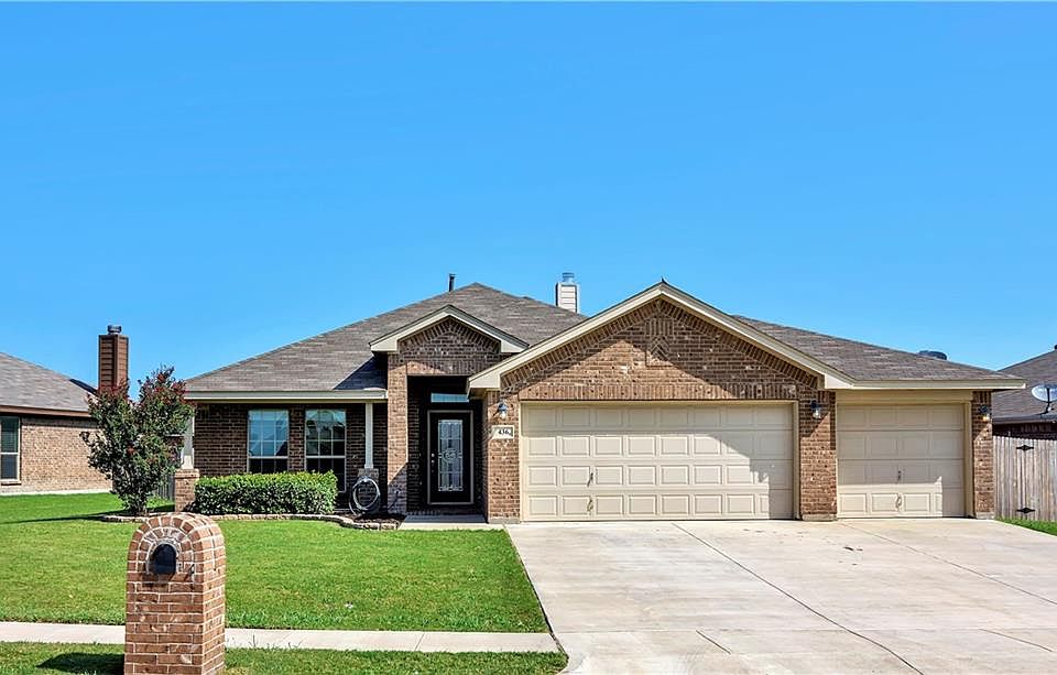 1st image of 436 Brookhollow Ln