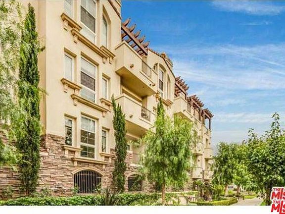 2nd image of 14242 Burbank Blvd APT 203
