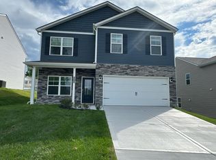 2310 Evarts Hill Dr, Kingsport, TN 37664