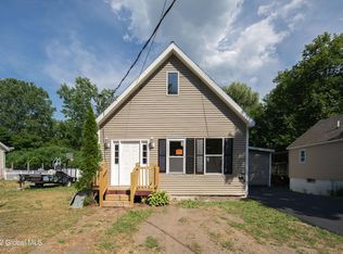 1026 2nd Ave, Troy, NY 12182