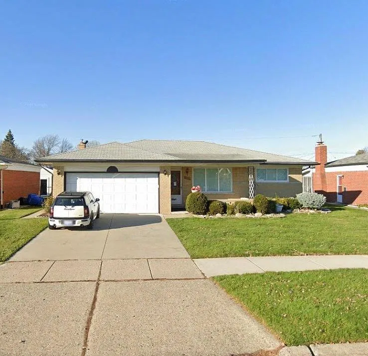 4801 Kingsley Dr