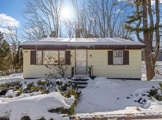 7 Captain Thomas Rd, Ogunquit, ME 03907