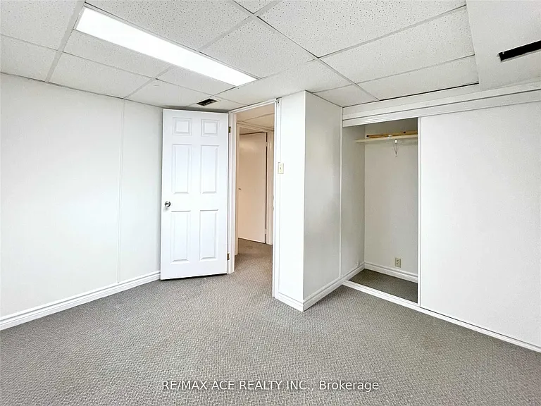 246 Horsham Ave #LOWER — Photo 10