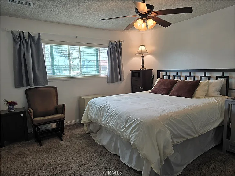 12816 Sussex Cir — Photo 9
