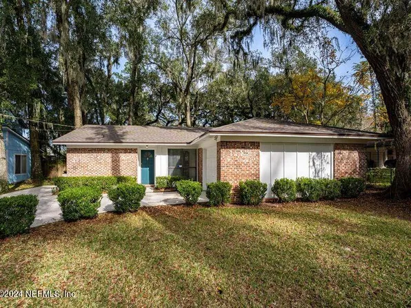 7301 OAKWOOD Drive, Jacksonville, FL 32211
