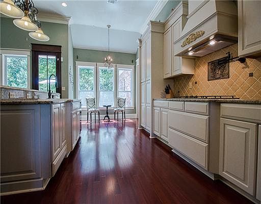 2nd image of 15556 Old Magnolia Ct