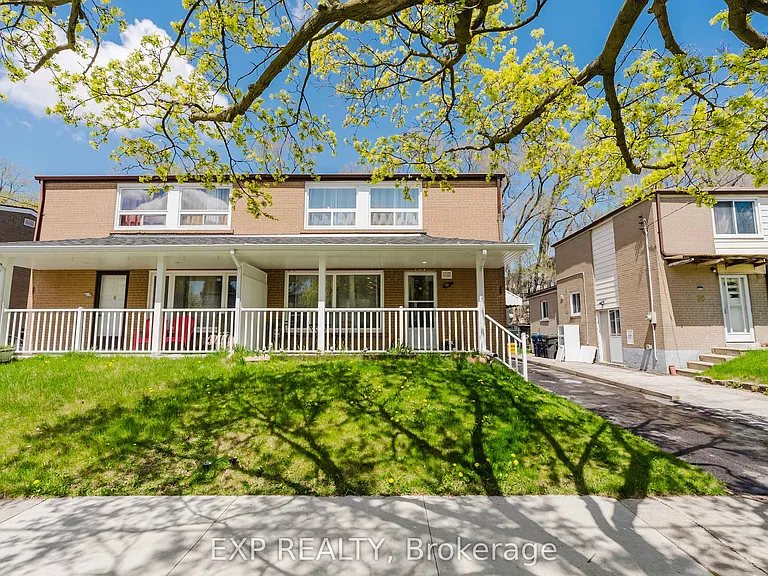 78 Woodfern Dr — Photo 3