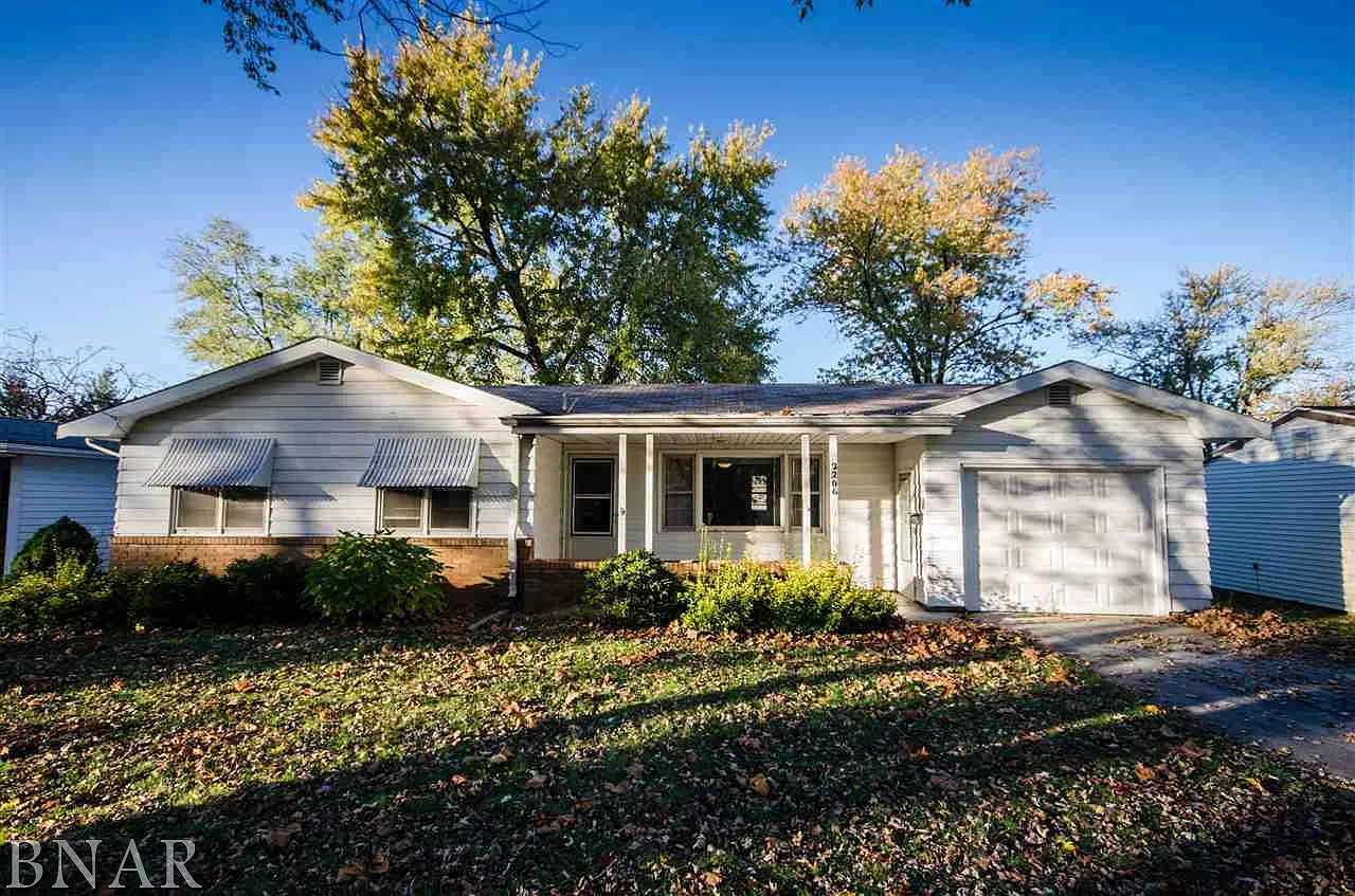 2206 Peirce Ave photo 1