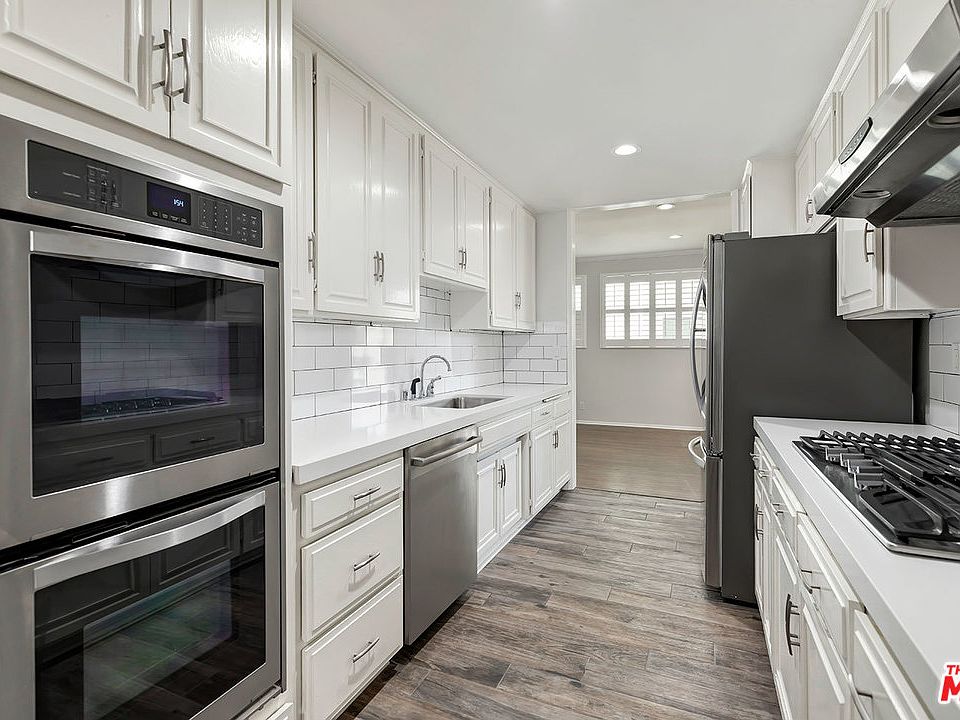 1st image of 8568 Burton Way APT 211