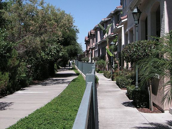 2nd image of 966 Camino De La Reina Unit 85