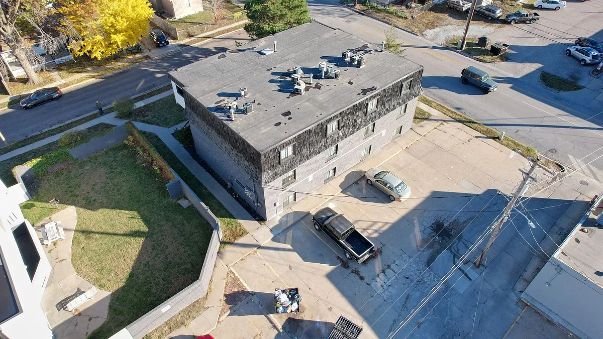 Building Photo - 1109 N 28th St