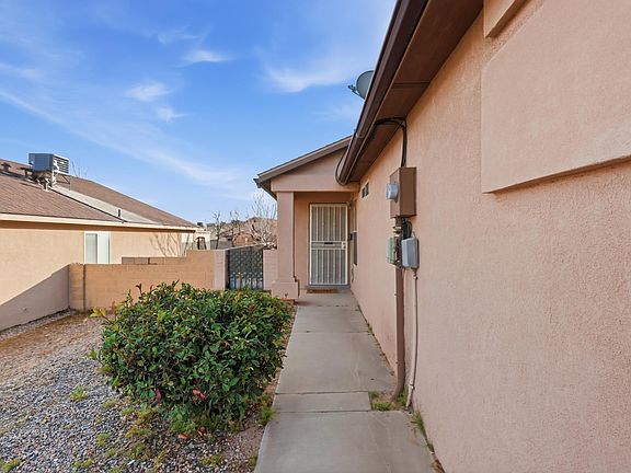 4th image of 5724 Aida Rd NW