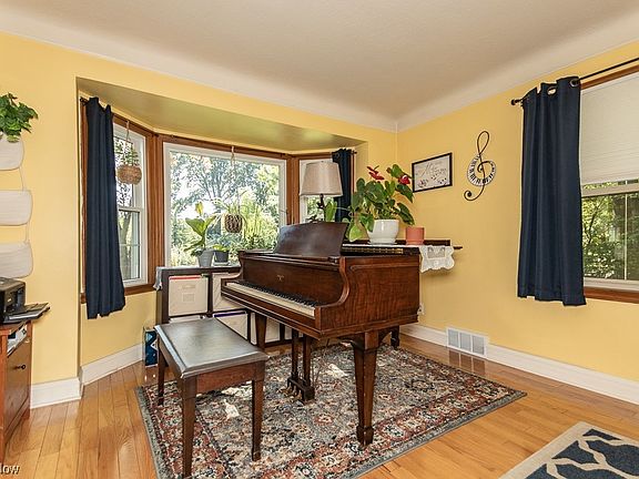 2nd image of 4832 Monticello Blvd