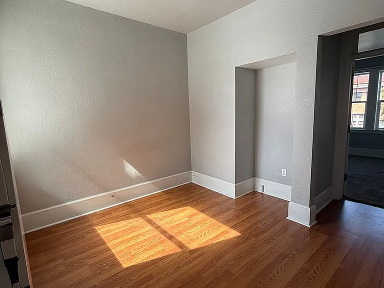 1002 S State St #D — Photo 3