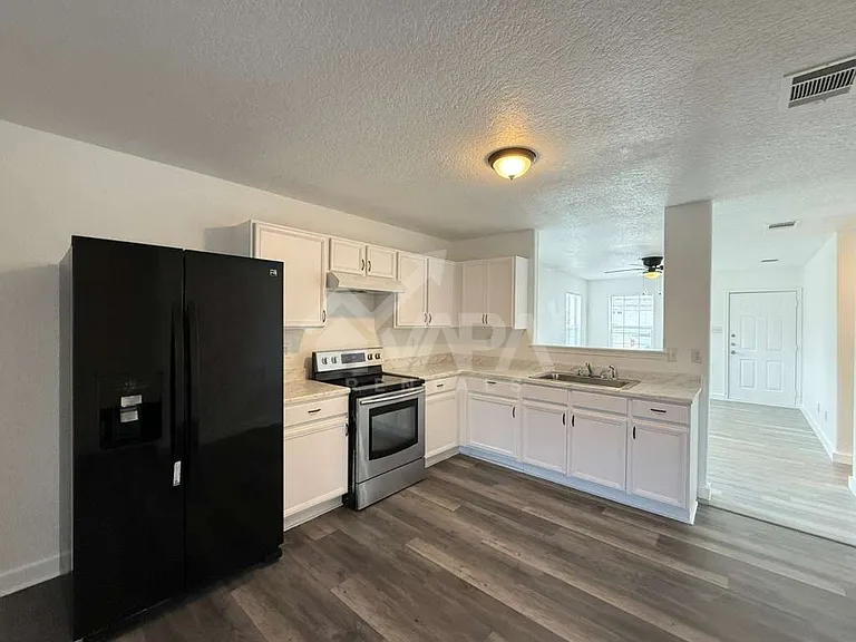 4411 Mystic Sunrise Dr — Photo 4