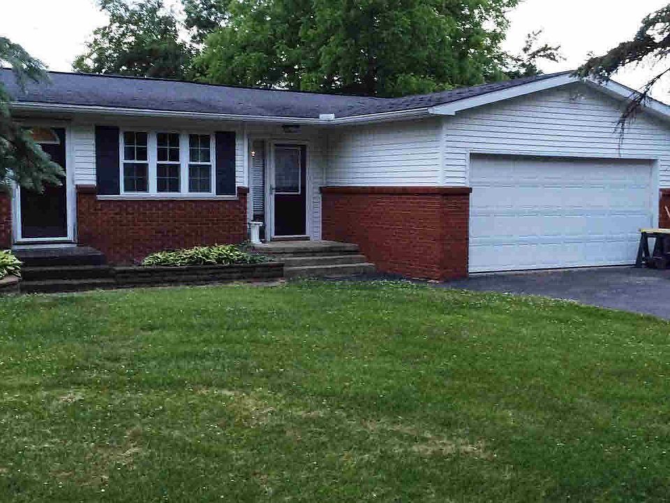 2nd image of 2123 Devonshire Dr
