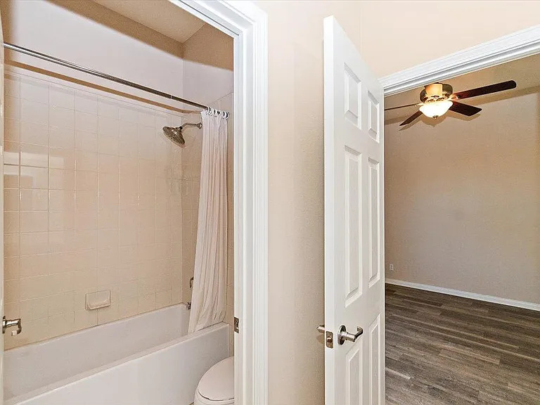 80215 Queensboro Dr #80215 — Photo 27