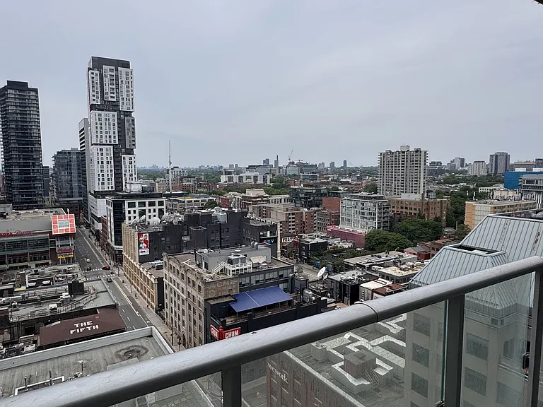 199 Richmond St W #1806 — Photo 6