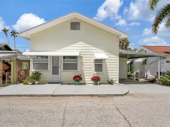 14 Braden Castle Dr, Bradenton, FL 34208