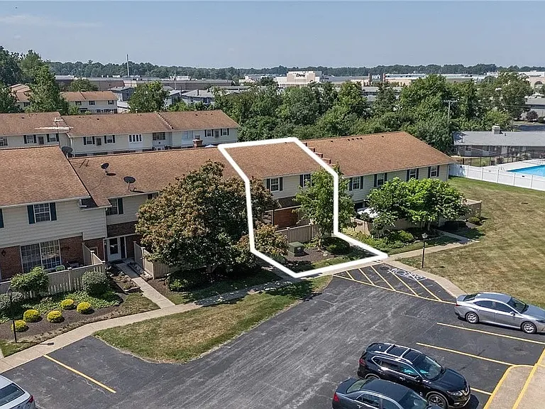 7970 Mentor Ave #D01 — Photo 19