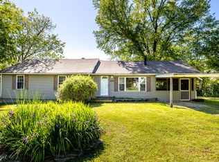 902 Calderwood Hwy, Maryville, TN 37801