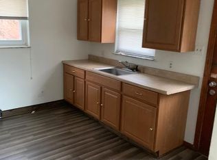 421 Willow St, Springdale, PA 15144
