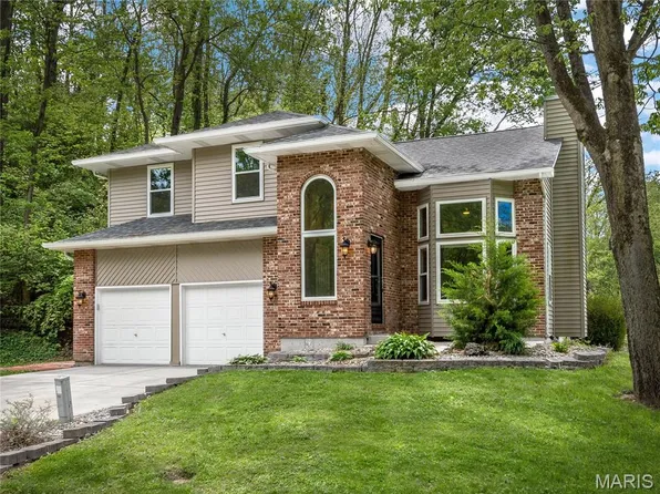 10 Keiths Ct, Collinsville, IL 62234