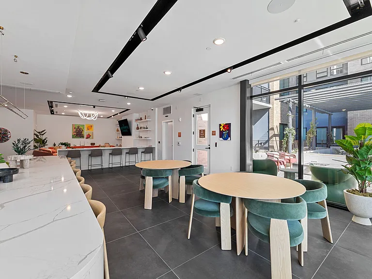 The Continental Residences — Photo 18