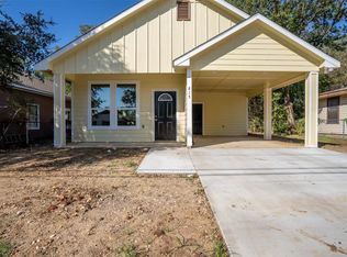 815 N Robinson St, Cleburne, TX 76031