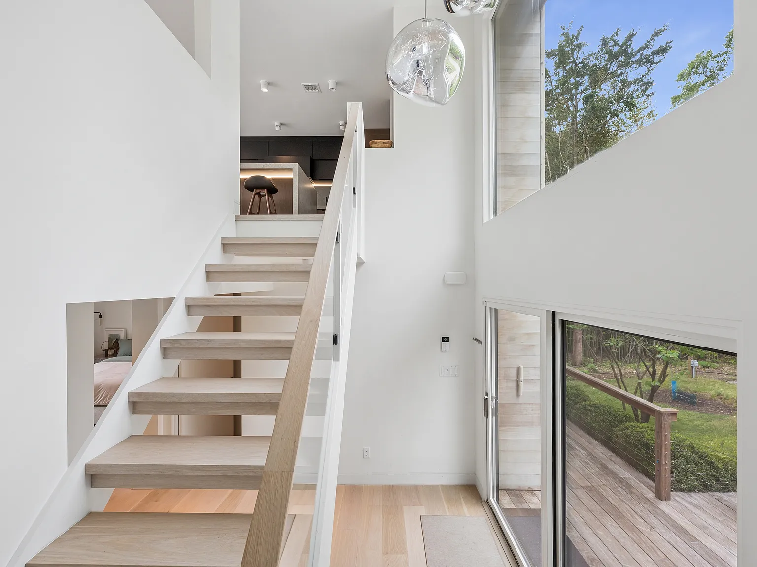 Waterfront Gem. 2026 Gut Reno. It's All About The Views — Photo 4