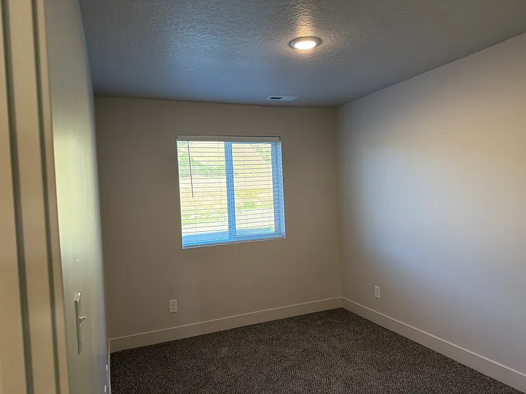 4013 S Woodland Ave — Photo 49