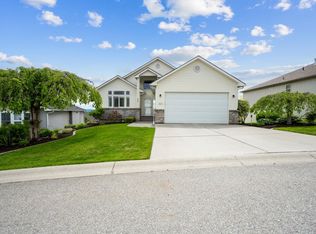 8824 E Sugar Pine Ln, Spokane, WA 99217
