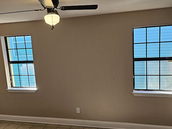 5th image of 5338 Marais St #5338
